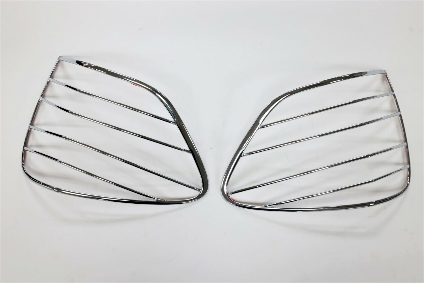 Fits 2005~2012 Mercedes Benz M Class W164 Style Tail Lamp Rim Chrome