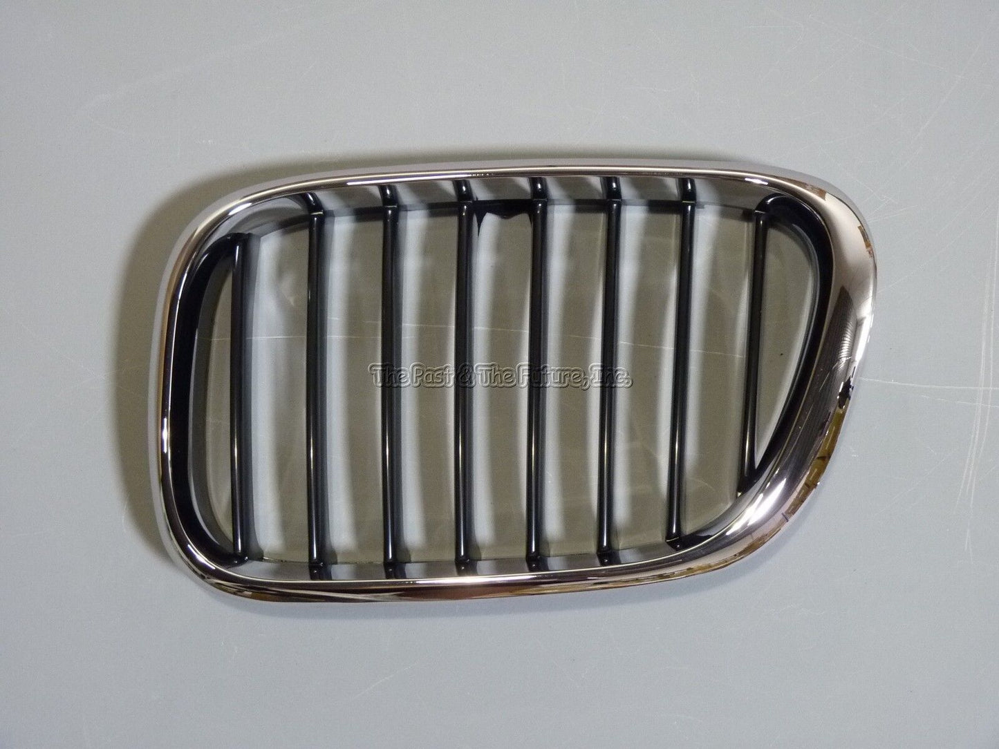 Fits BMW E53 X5 Aftermarket Front Kidney Grille Grill Chrome Black Driver Left