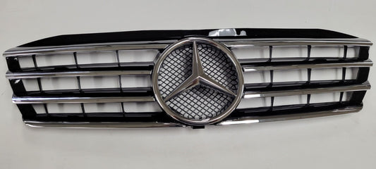 For M-Benz 01-07 W203 C-Class 4 Fin Front Grille Star