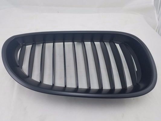 Fits Front Black Sport Wide Kidney Grilles Grill For BMW E60 E61 M5 5 Series  RH