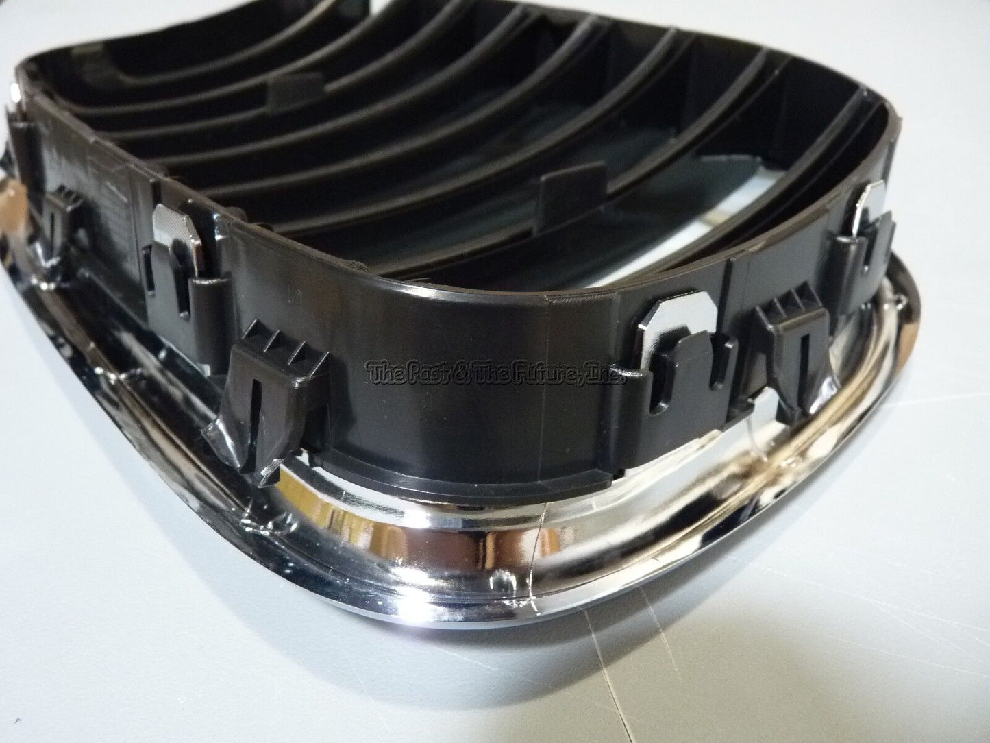 Fits BMW E53 X5 Aftermarket Front Kidney Grille Grill Chrome Black Driver Left