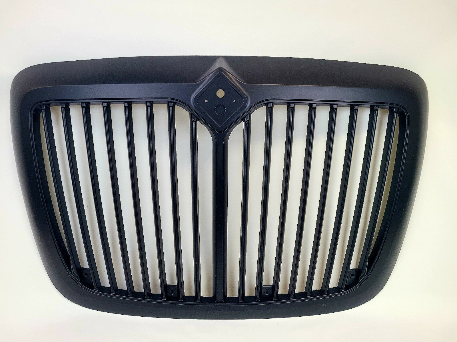 Fits INTERNATIONAL Prostar All Painted Black GRILLE GRILL 07-18 w/o Bug Screen