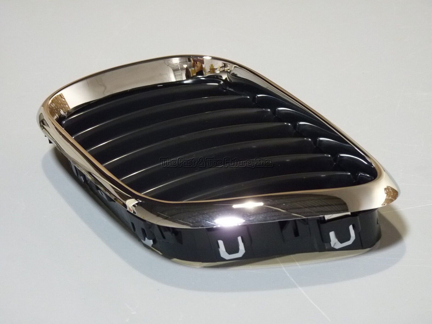 Fits BMW E53 X5 Aftermarket Front Kidney Grille Grill Chrome Black Driver Left