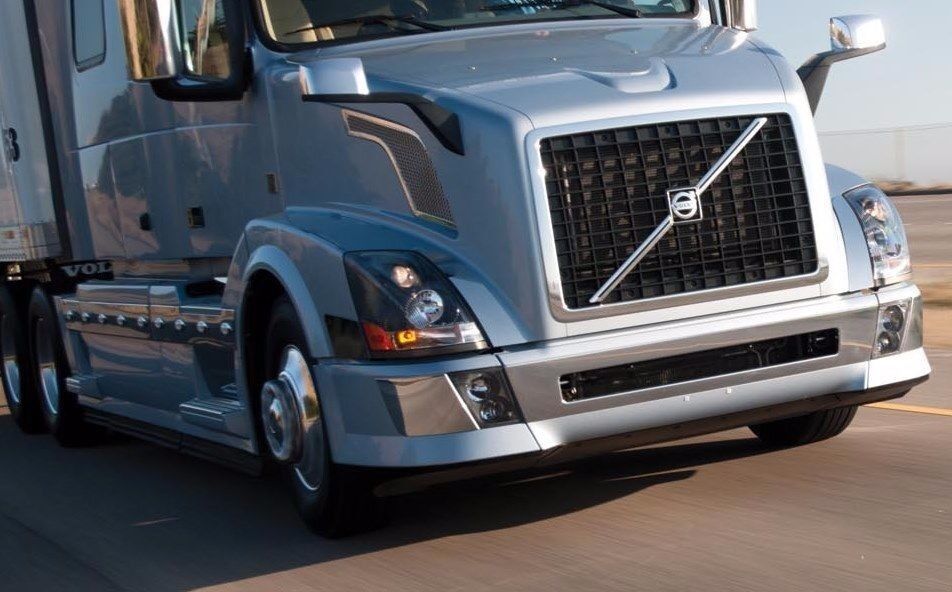 FIts 2004 - 2013 VOLVO VNL Front Grill Grille Black Chrome NEW W/bug screen 