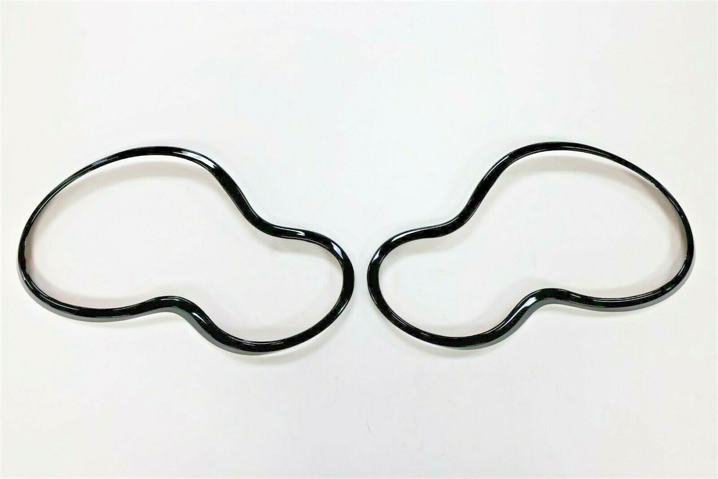 Fits 2000~2007 Mercedes Benz C Class W203 Style Headlamp RIM Black O Style