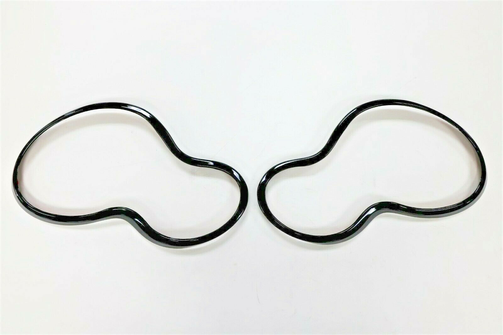 Fits 2000~2007 Mercedes Benz C Class W203 Style Headlamp RIM Black O Style