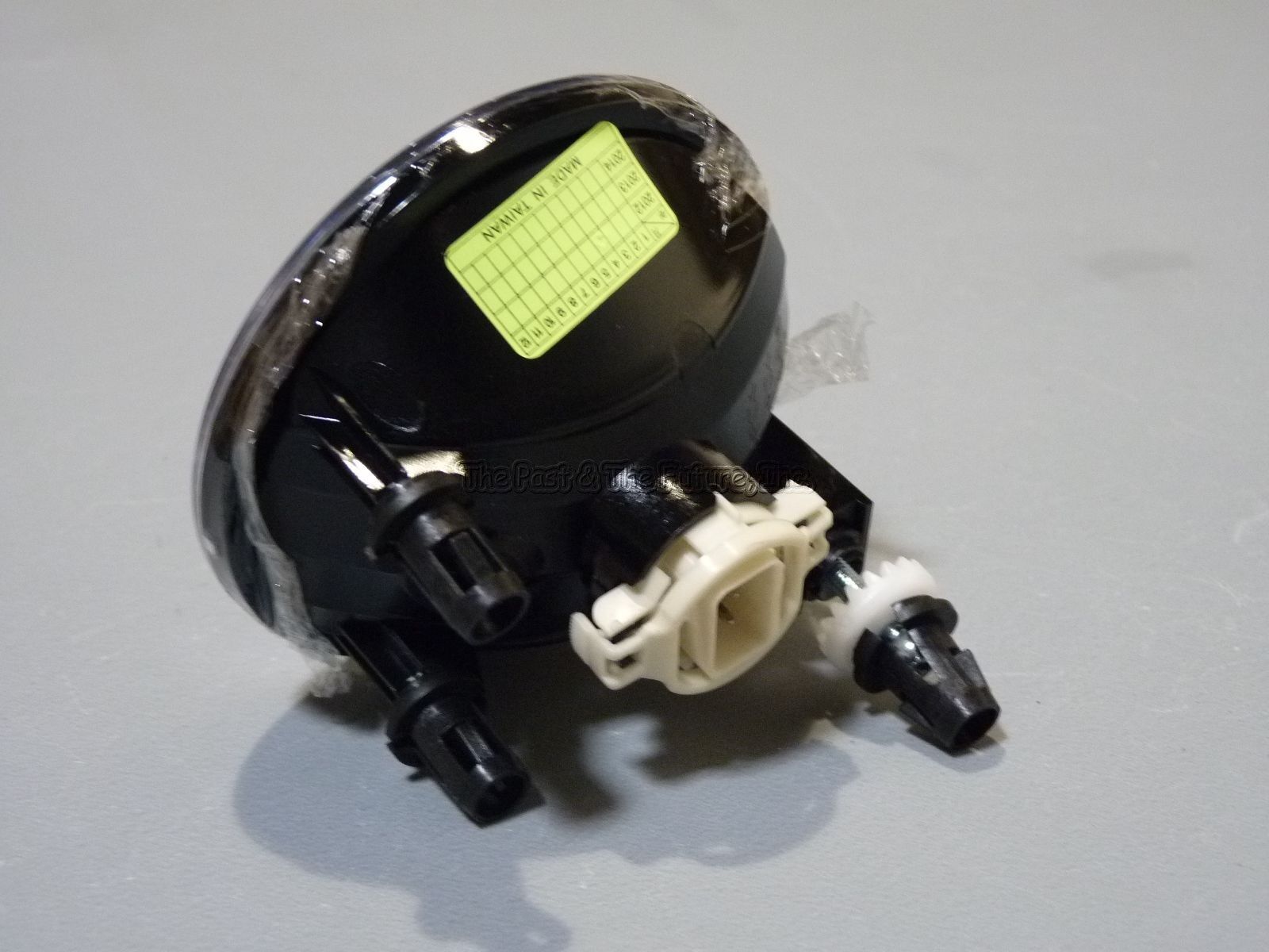 Fits Chevy GMC Ford Pontiac Replacement Fog Lamp Light Right=Left 1PC