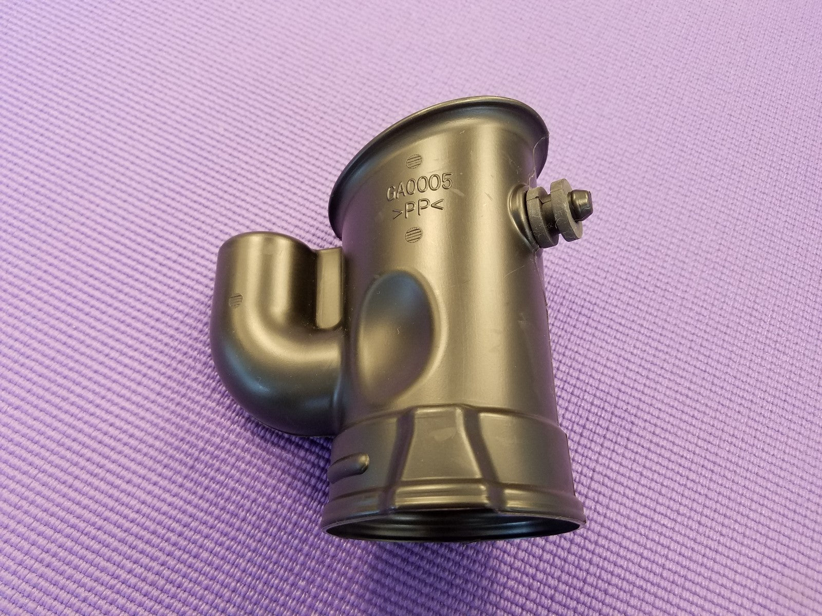 Fits  NEW ACCORD COUPE 4 CYL 06-07 AIR INTAKE TUBE INLET DUCT OEM 17254-RAA-A10