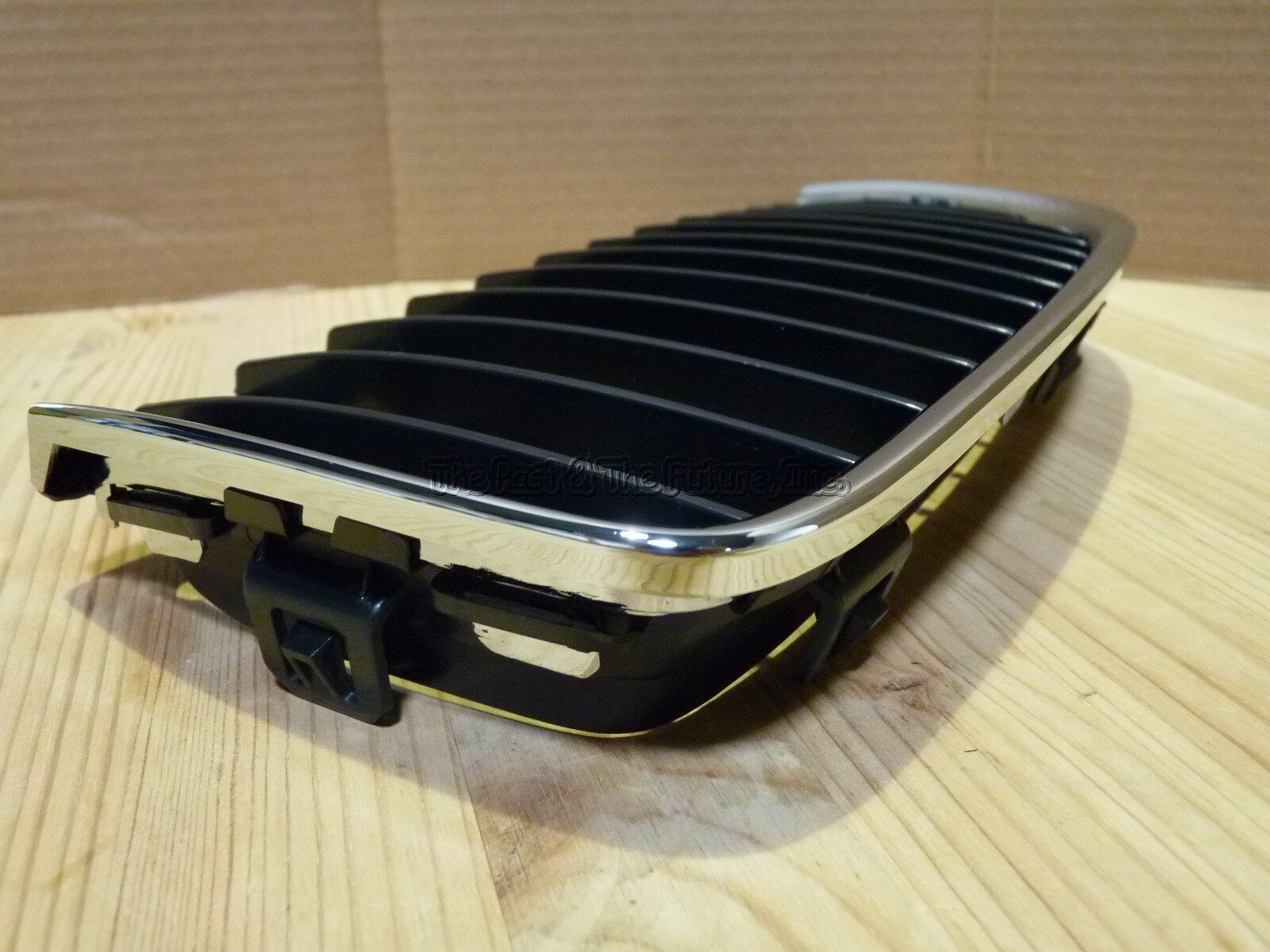 Fits BMW E90 E91 3-Series WAGON Aftermarket Front Kidney Grille Grill CHR BK LH