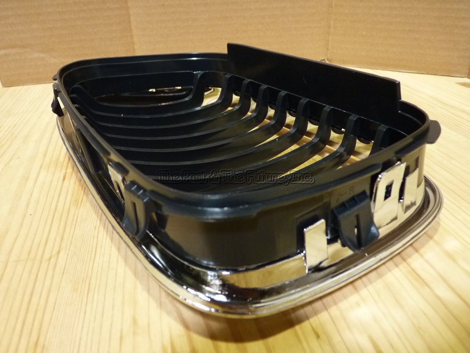 Fits BMW E46 3-Series 4DRs Front Kidney Grille Grill Chrome Black Left