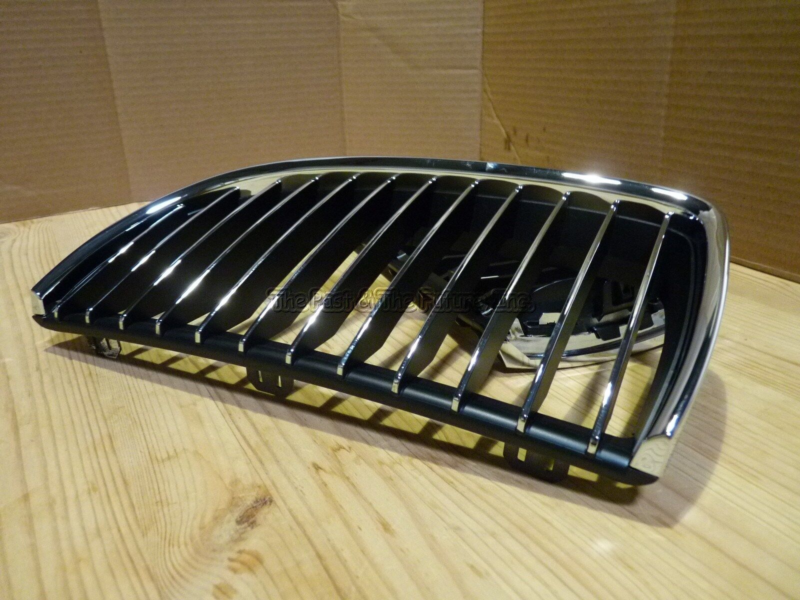 Fits BMW E90 E91 3-Series SEDAN Front Kidney Grille Grill CHR BK L&R 2PCS