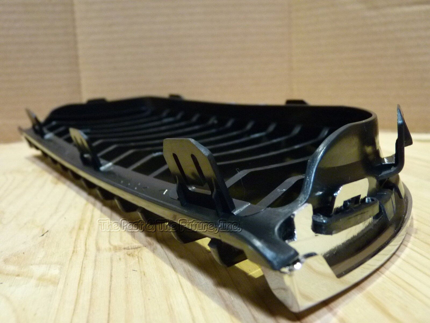 Fits BMW E90 E91 3-Series WAGON Aftermarket Front Kidney Grille Grill CHR BK LH