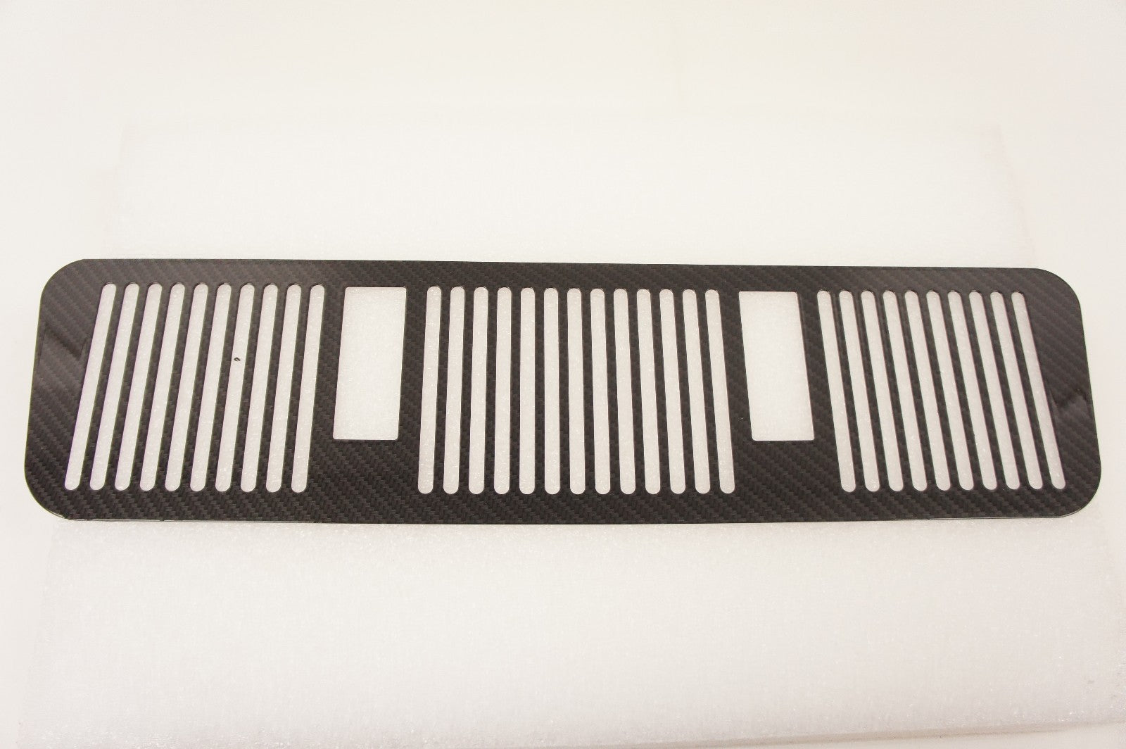 Fits 2002~2004 Mercedes W463 G Class Hood Air Supply Grille "Carbon Fiber" Look