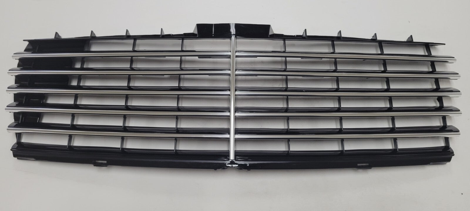 MERCEDES BENZ E202 INNER GRILLE C MODEL 93-00