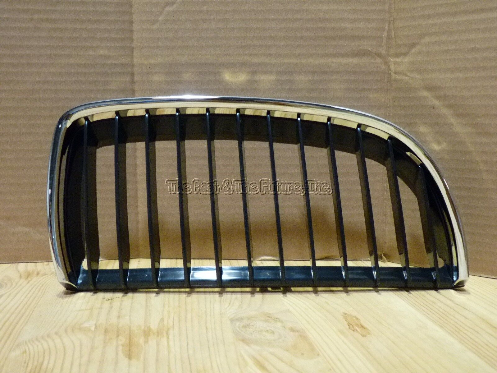Fits BMW E90 E91 3-Series WAGON Aftermarket Front Kidney Grille Grill CHR BK RH