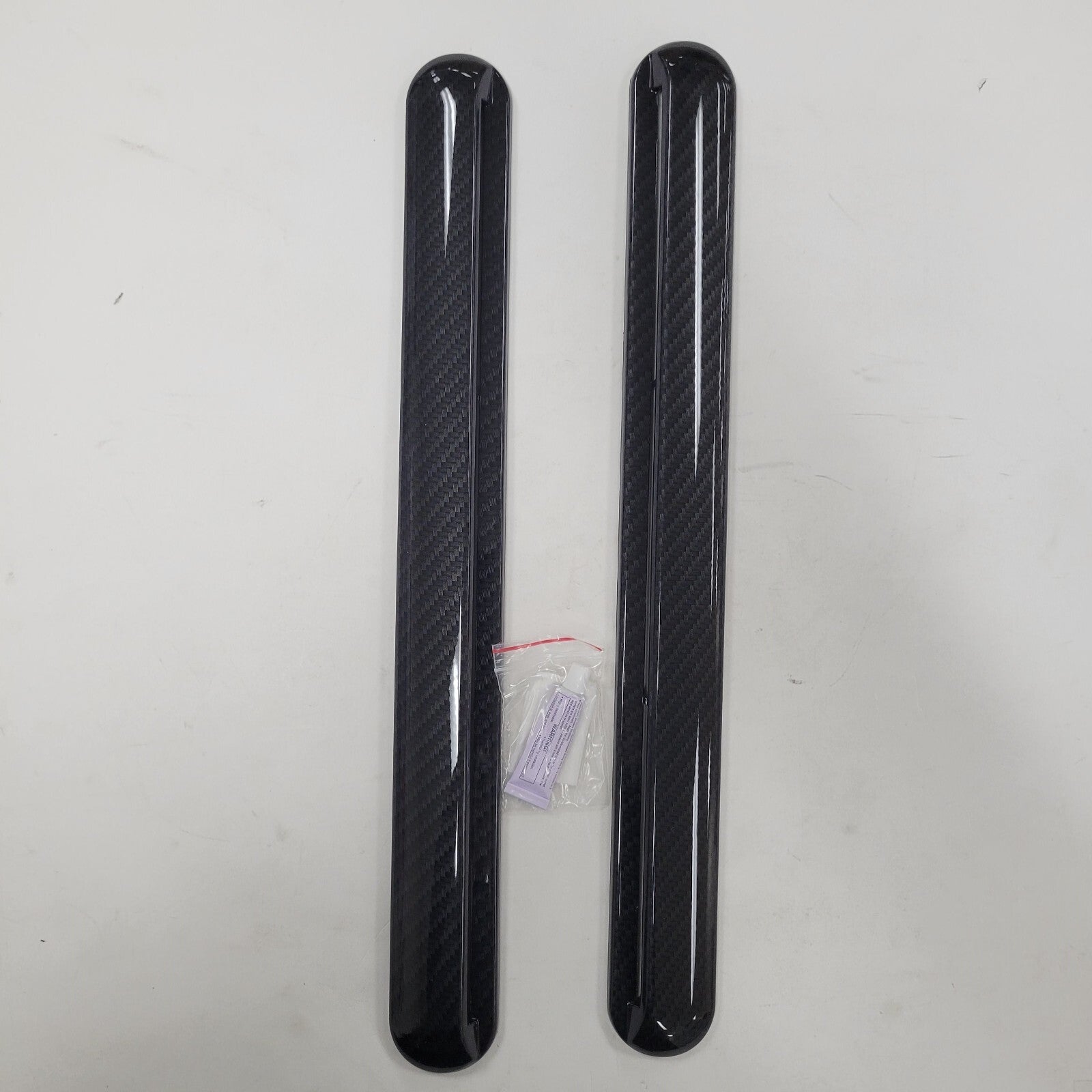 Like Carbon fiber G class W463 G500,550,350,63,65 C Pillar panels rear window tr