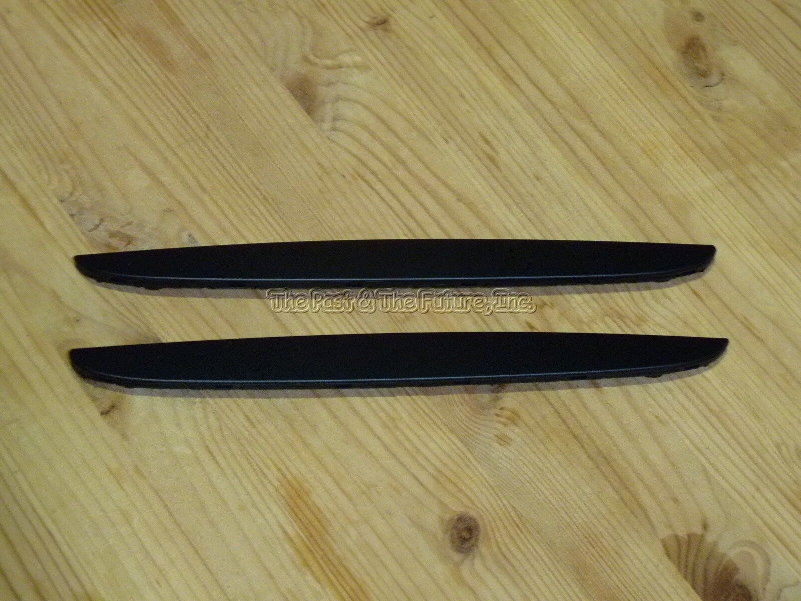 Fits BMW E90 E91 3-Series Front Grille Hood Molding PTD BK Trim L&R 2PCS