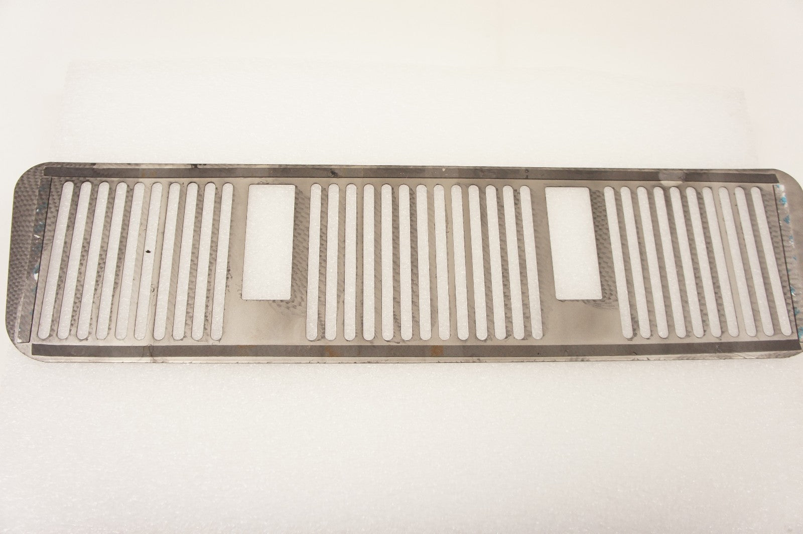 Fits 2002~2004 Mercedes W463 G Class Hood Air Supply Grille "Carbon Fiber" Look