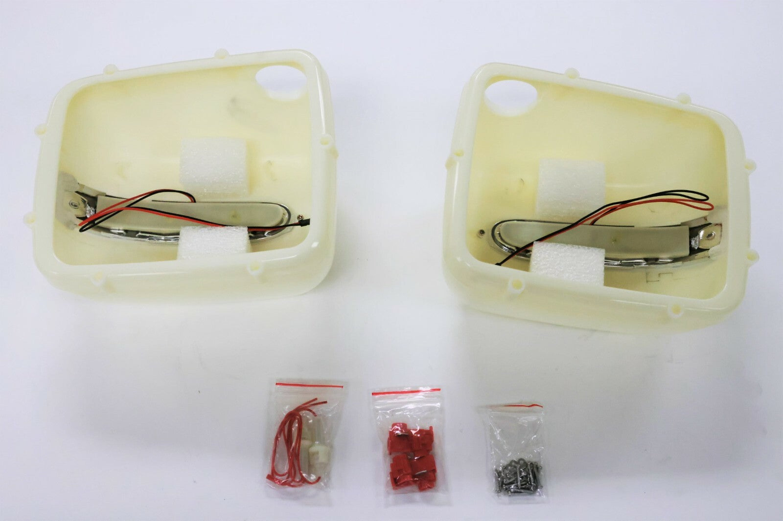 Fits 1990~2011 Mercedes Benz G Class W463 Style Door Mirror Cover LED PT